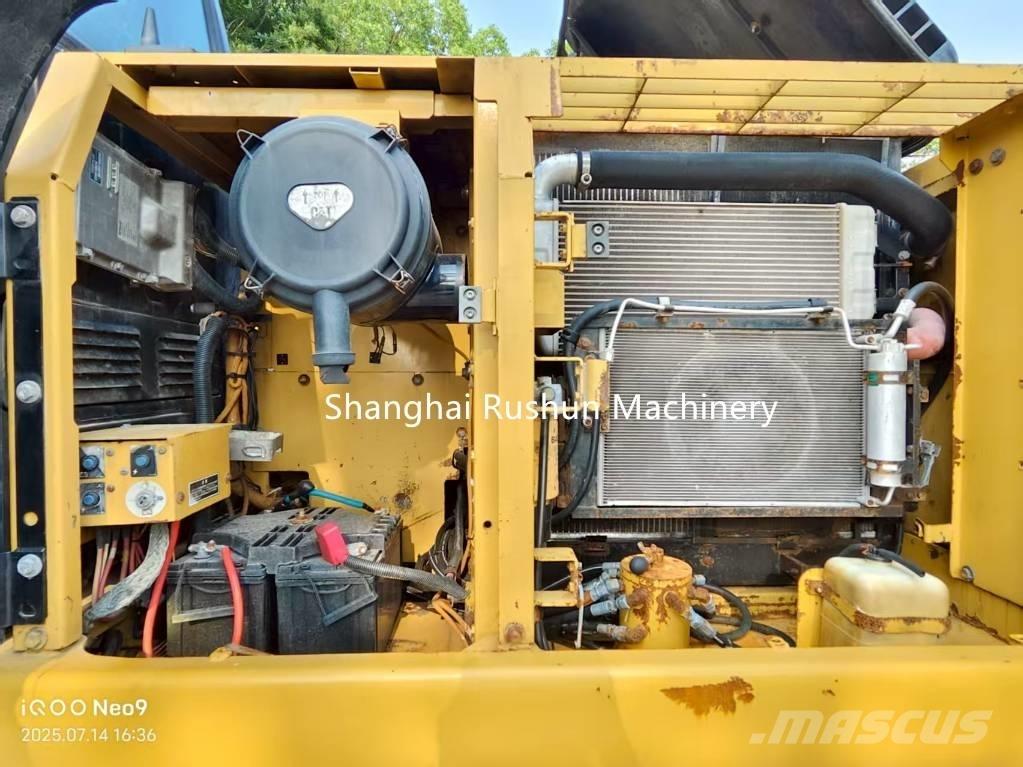 CAT 320 D Beltegraver