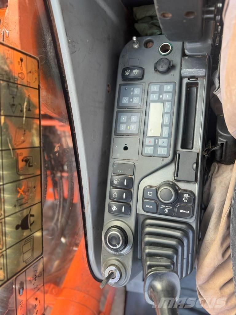 Doosan DX 225 LC Beltegraver
