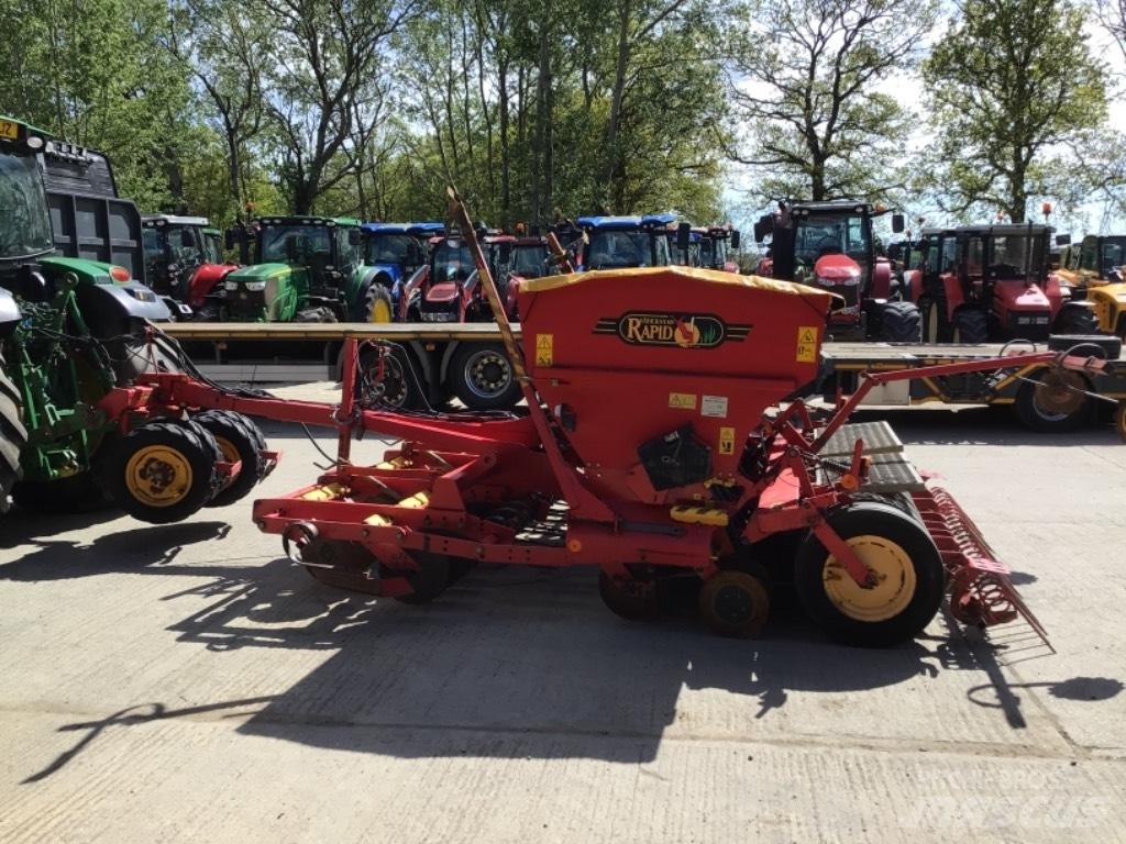 Väderstad Rapid300S Såmaskiner