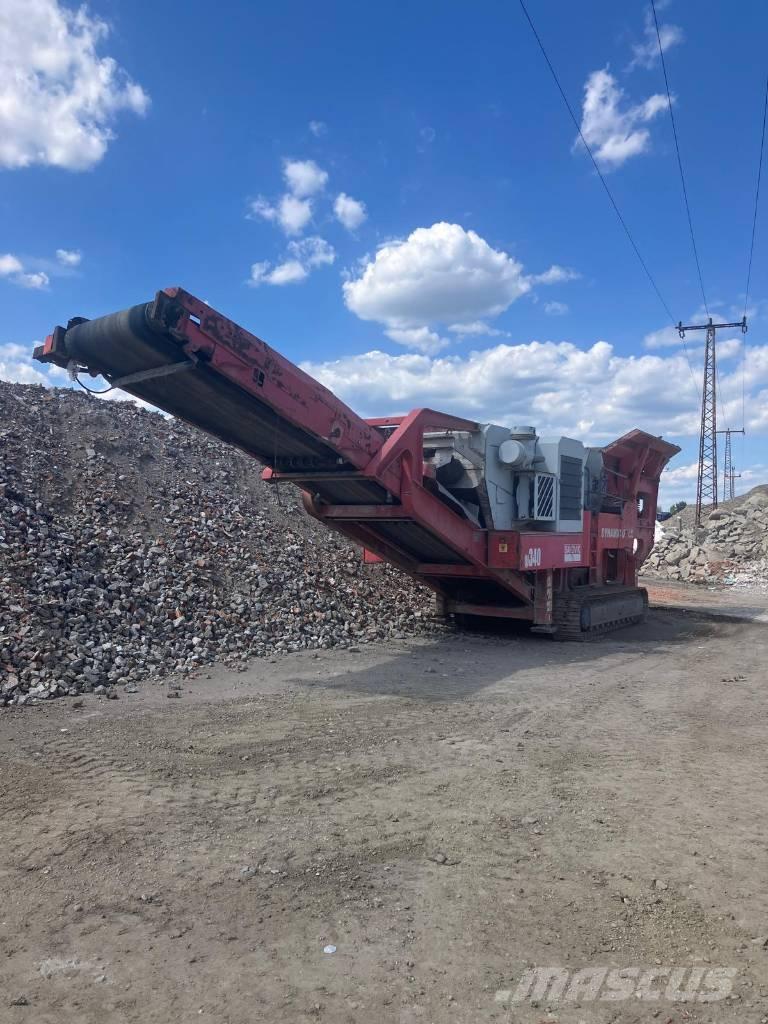 Sandvik QJ 340 Mobile knuseverk
