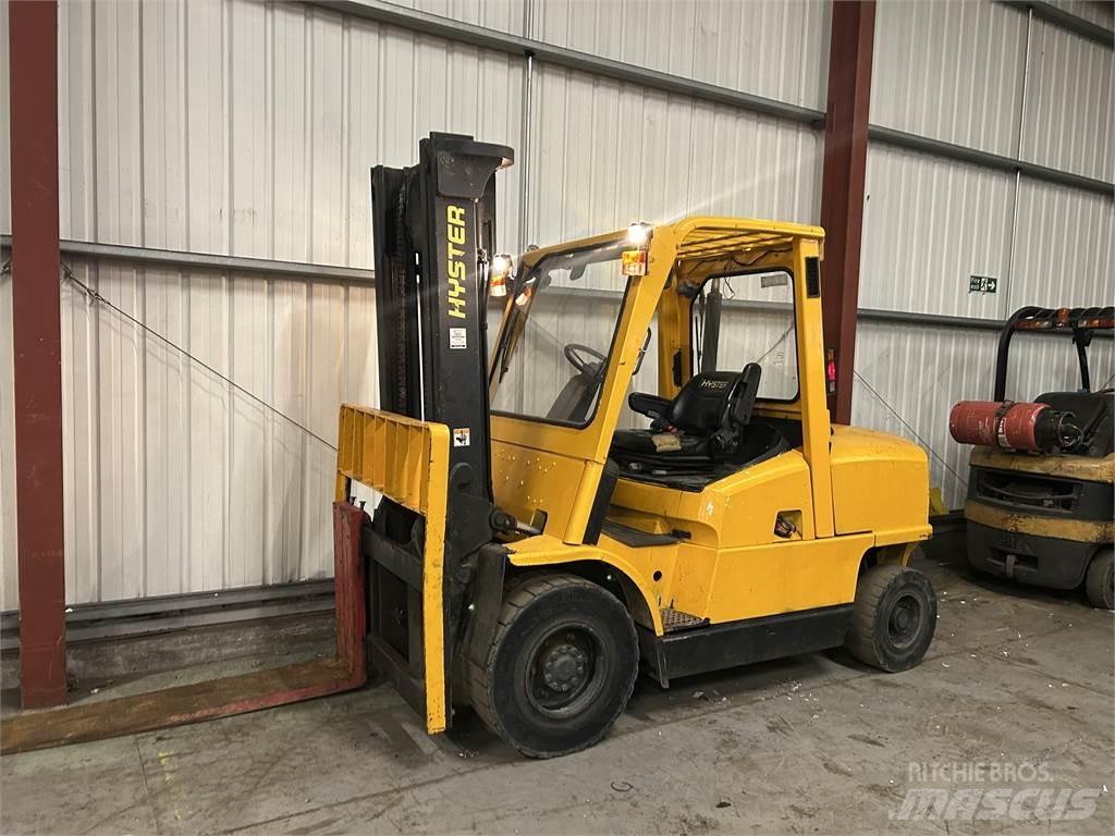Hyster H4.00XM Diesel Trucker