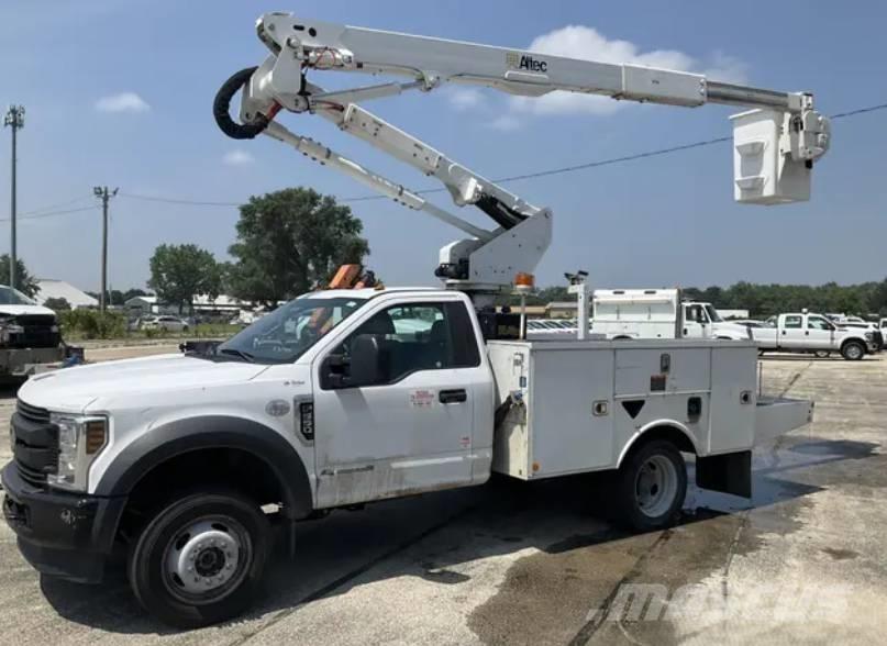 Ford F 550 XL SD Bilmontert lift