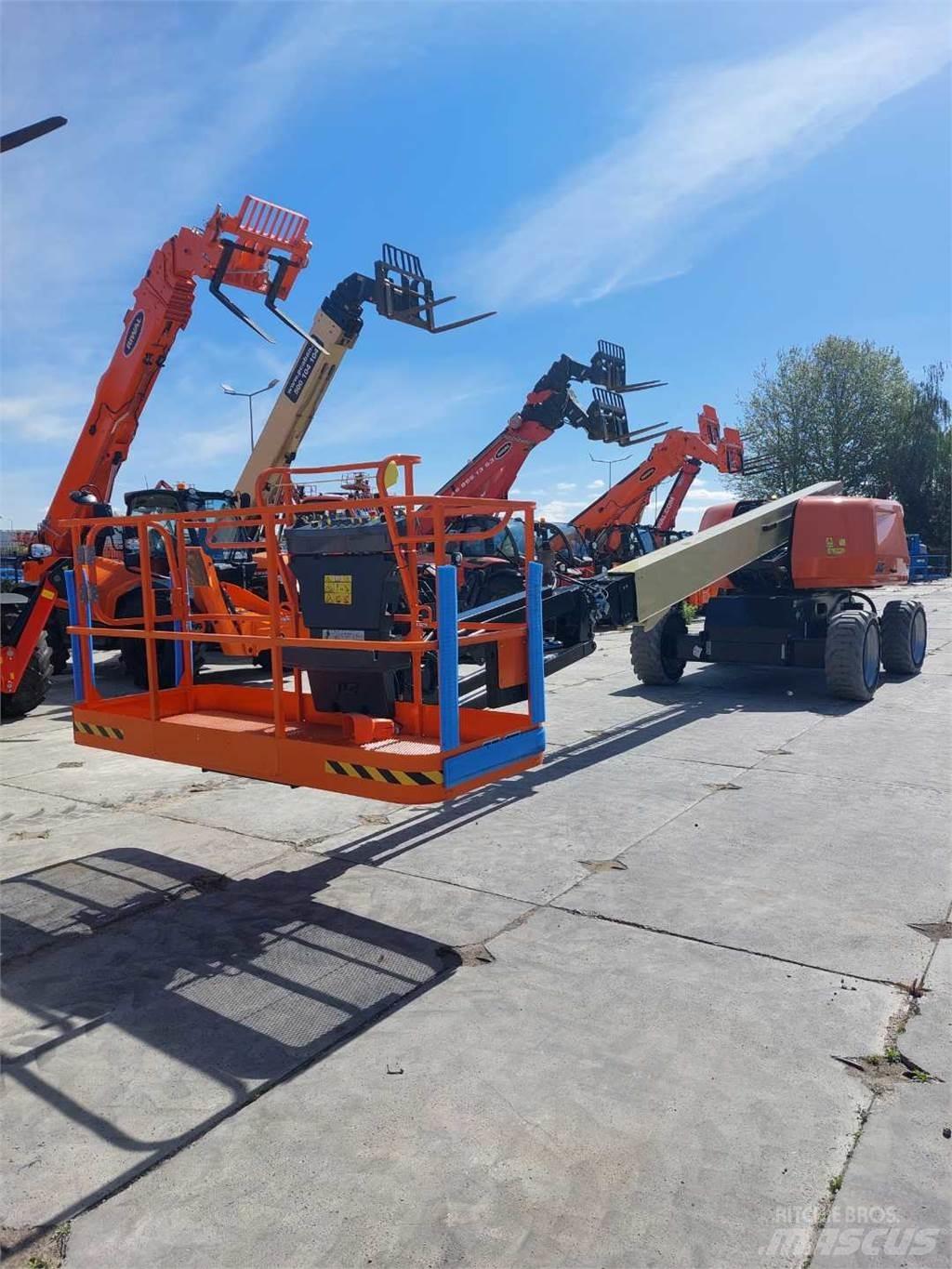 JLG 660SJ Teleskop bomlifter