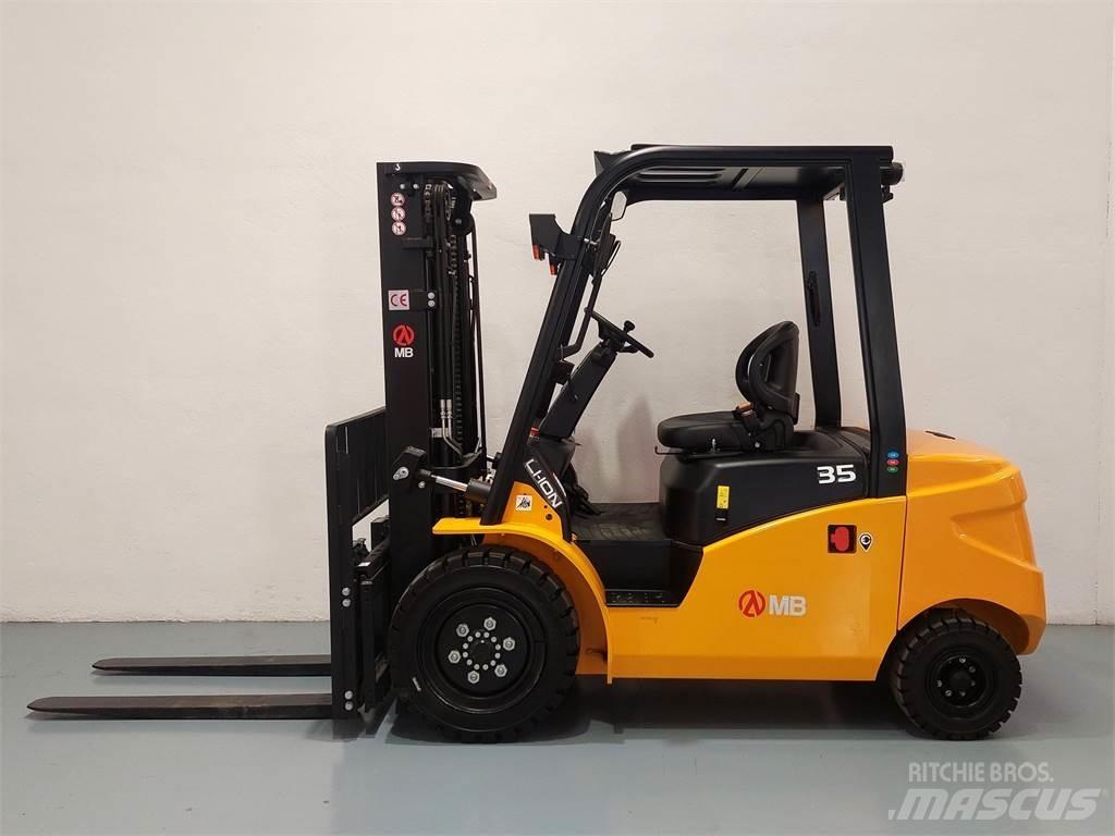  EFL353 Elektriske trucker