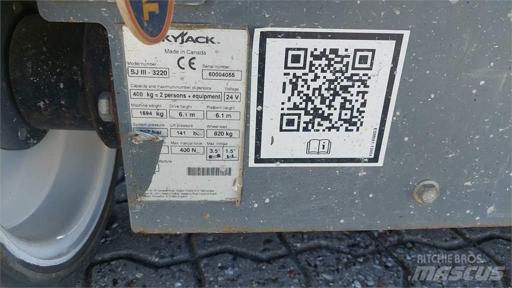 SkyJack SJIII3220 Sakselifter