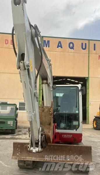 Takeuchi TB 250 Minigravere <7t