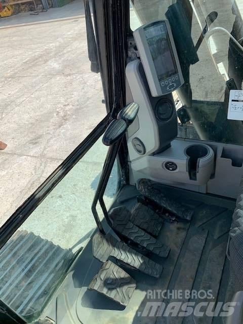 CAT 349 FL Beltegraver