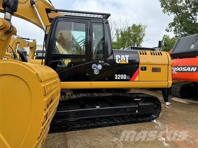 CAT 320 D2L Beltegraver