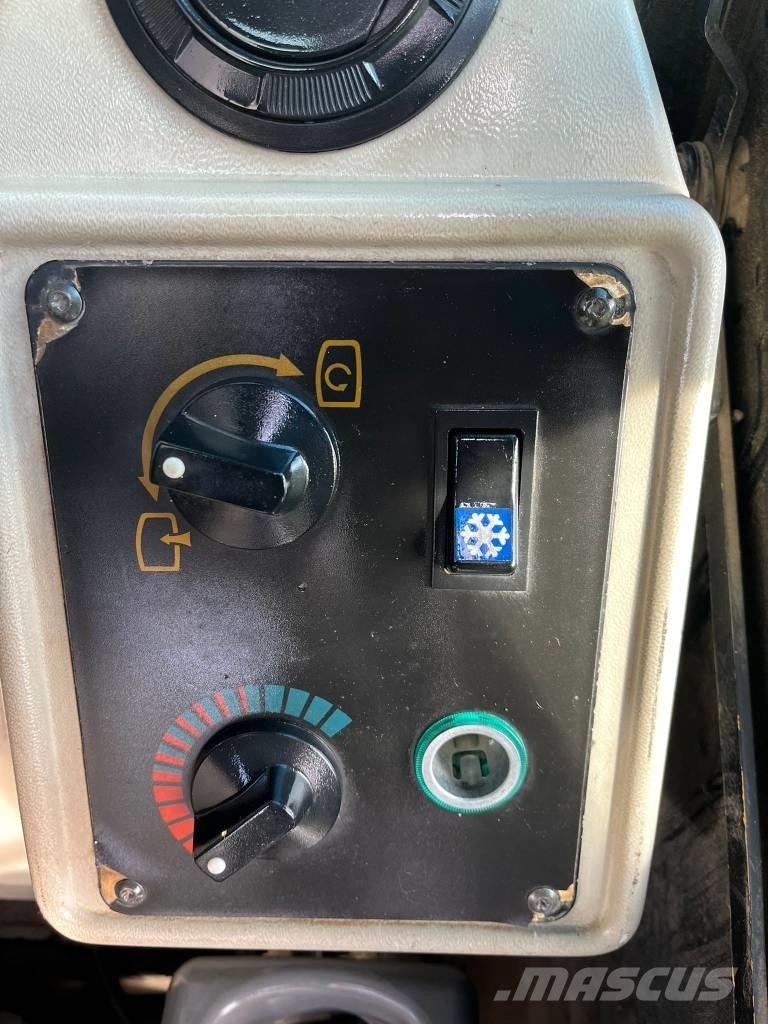 JCB JS 160 W Hjulgravere