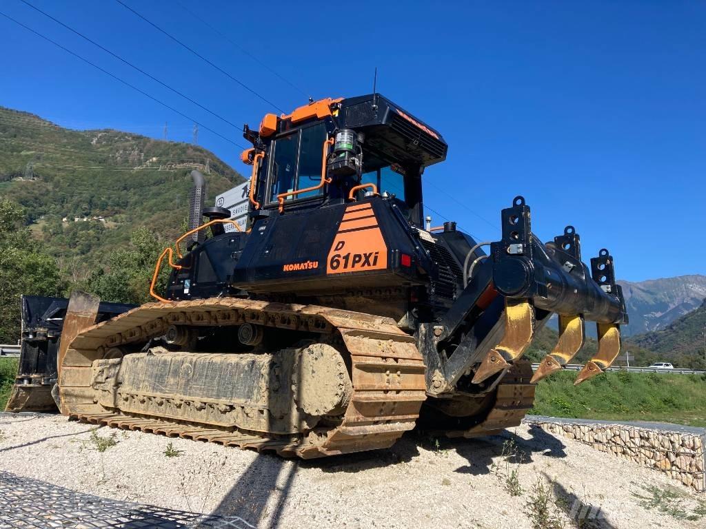 Komatsu D61PXI-24E0 Dozere Beltegående