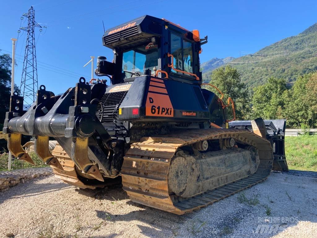 Komatsu D61PXI-24E0 Dozere Beltegående