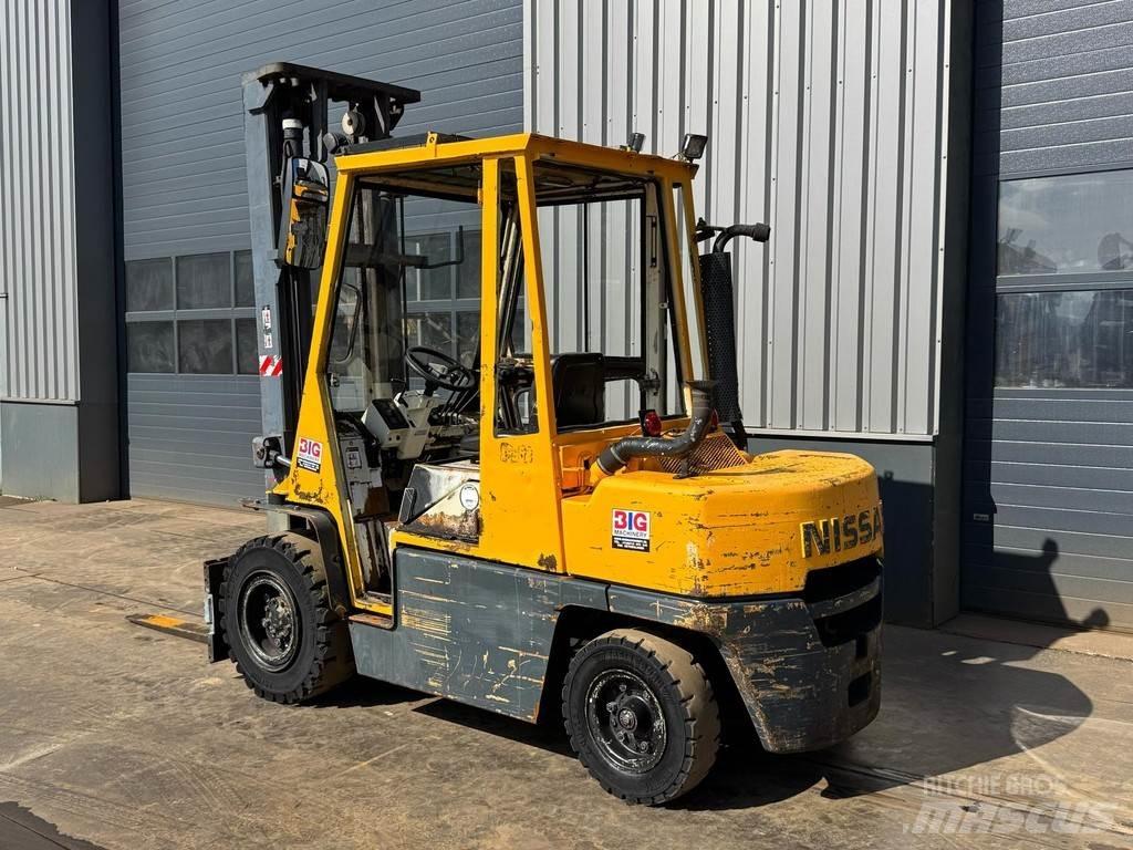 Nissan WGF03A45U Gaffeltrucker - Annet