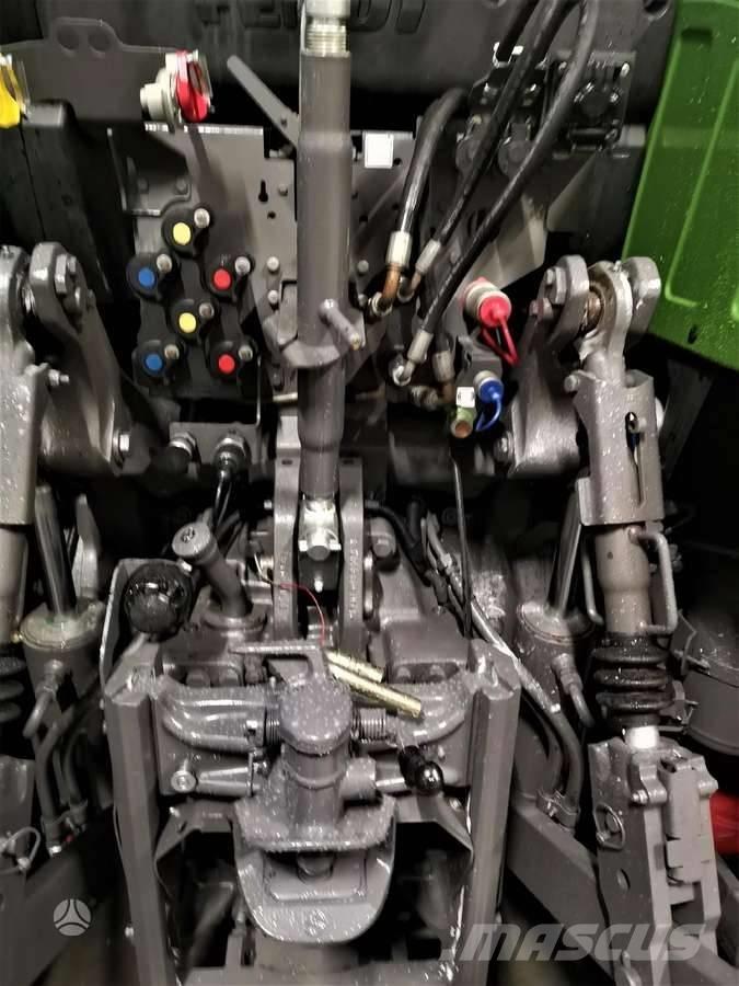 Fendt 718 Vario Traktorer