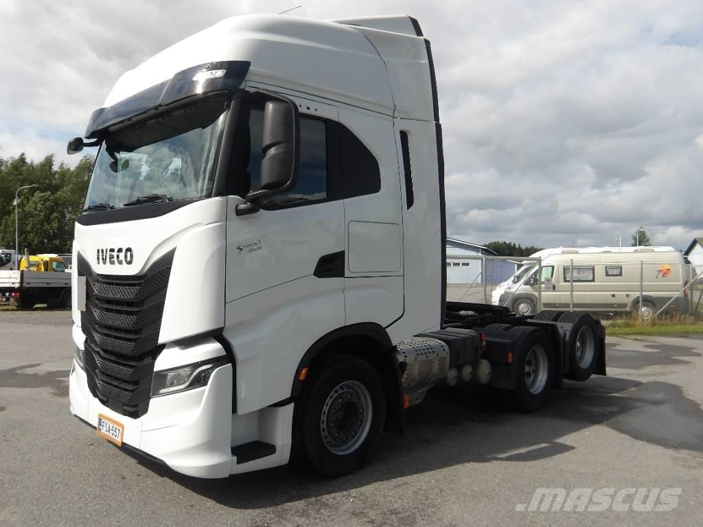 Iveco AS 440 ST Trekkvogner