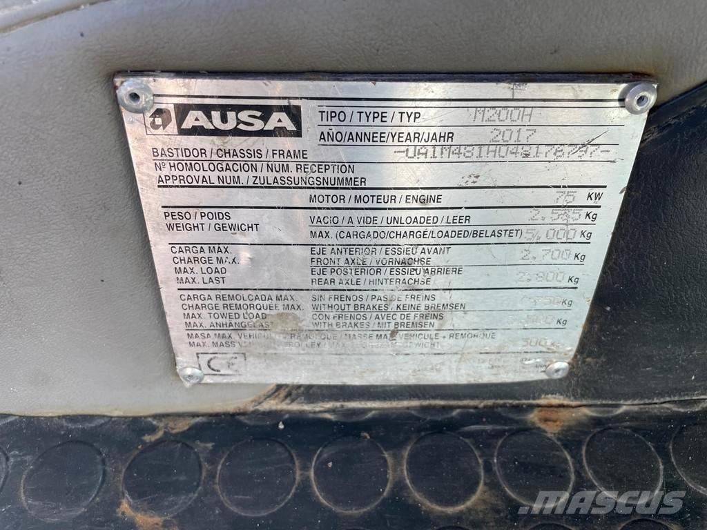 Ausa M200H 4X4 Redskapsbærere