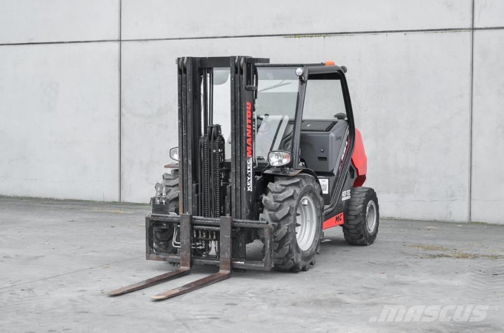 Manitou MC 25-4 D Diesel Trucker