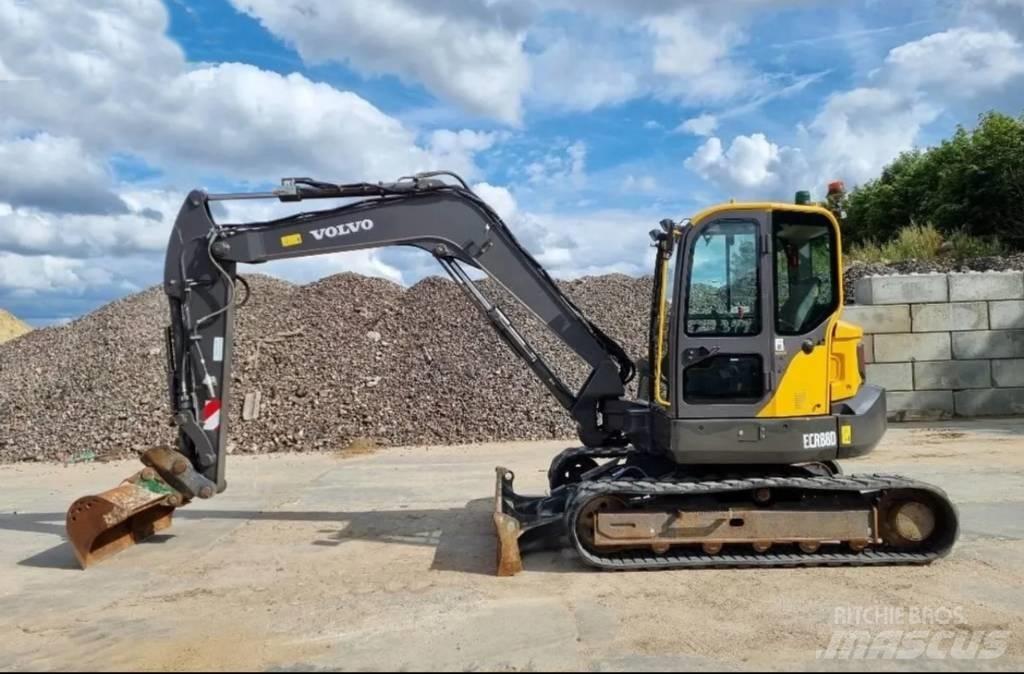 Volvo ECR 88 D Beltegraver