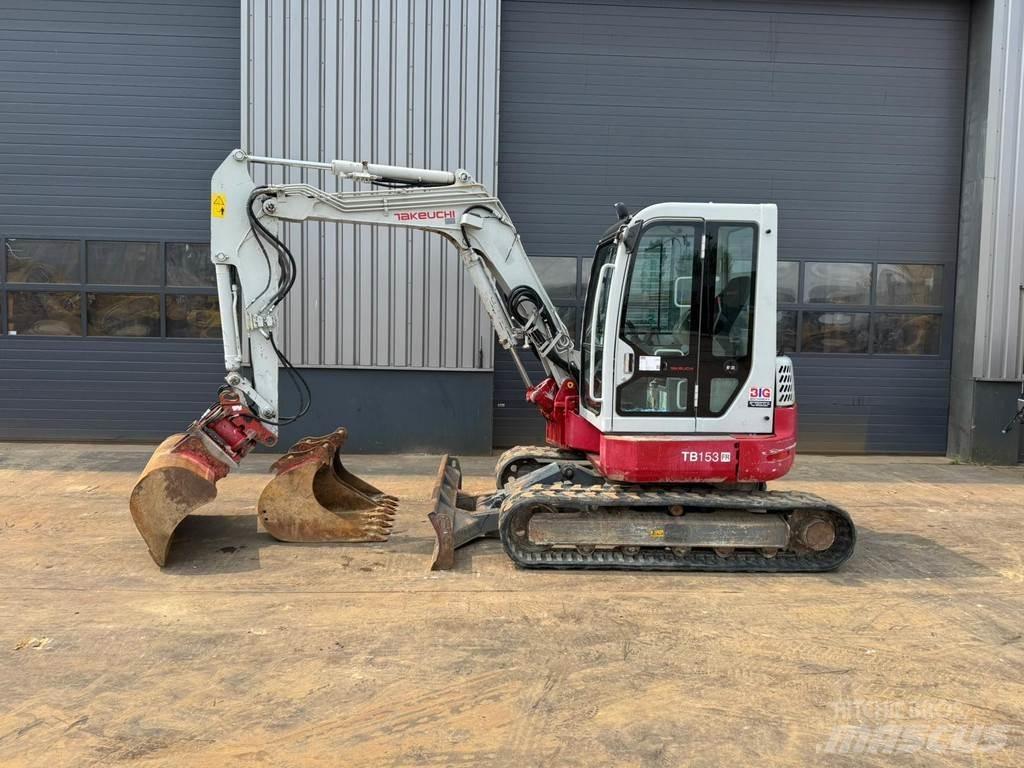 Takeuchi TB153 Spesialtilpassede gravemaskiner