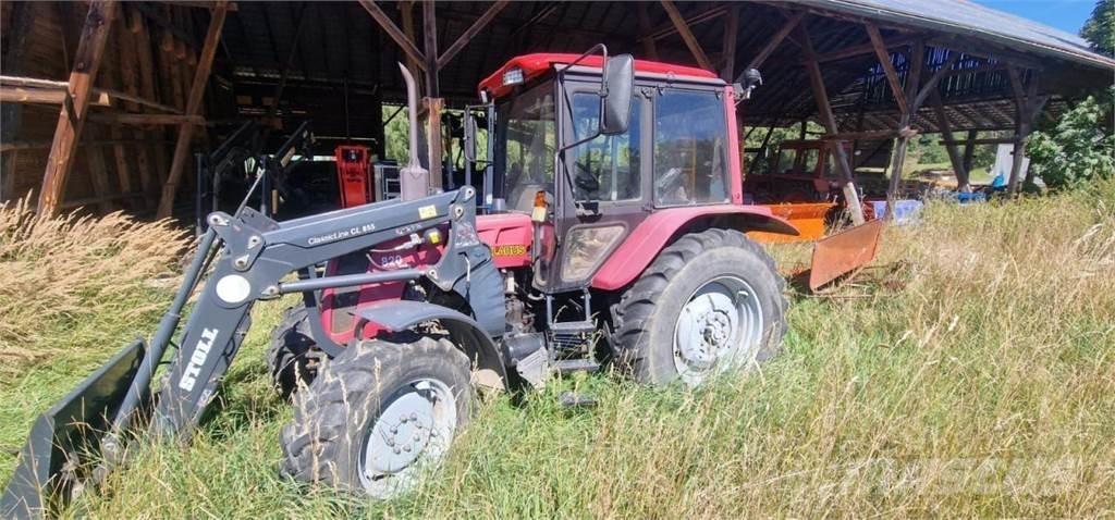 Belarus MTS 820 + FL Traktorer