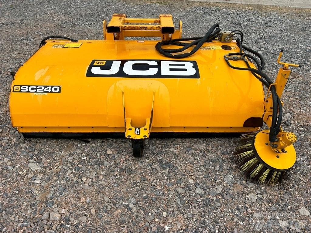 JCB SC 240 Børster