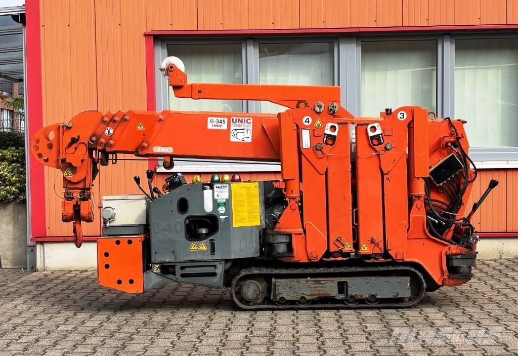Unic B 345 Beltegående Kran