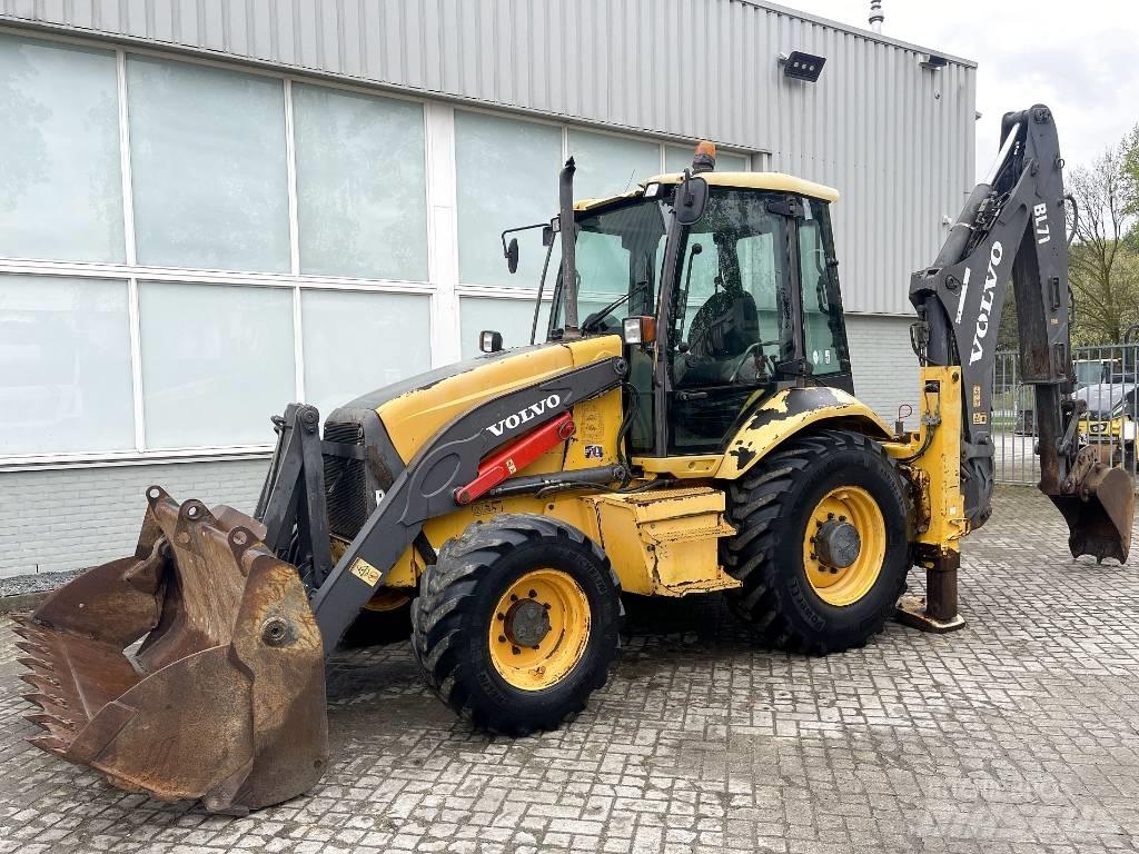 Volvo BL71 Traktorgravere