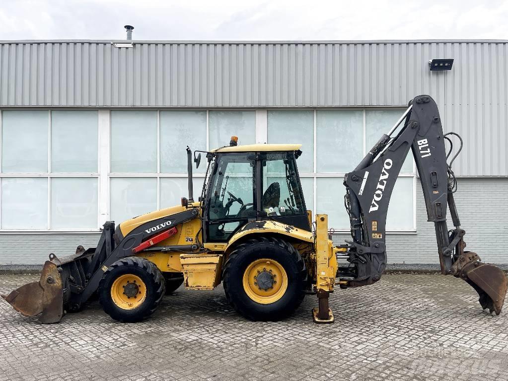Volvo BL71 Traktorgravere