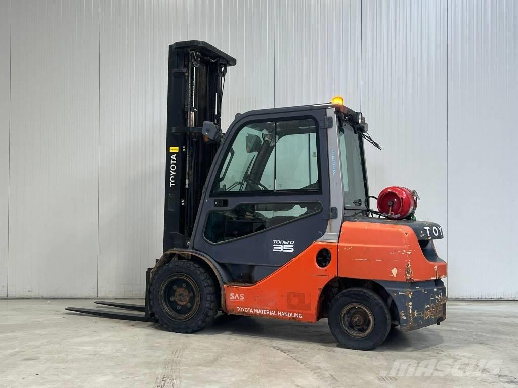 Toyota 02-8FGJF35 Propan trucker