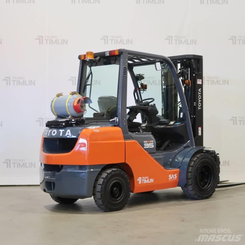 Toyota 02-8FGJF35 Propan trucker