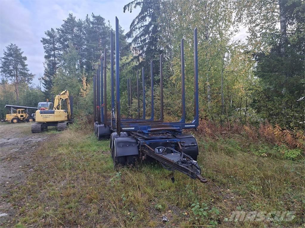 Kome puuperävaunu Tømmerhengere