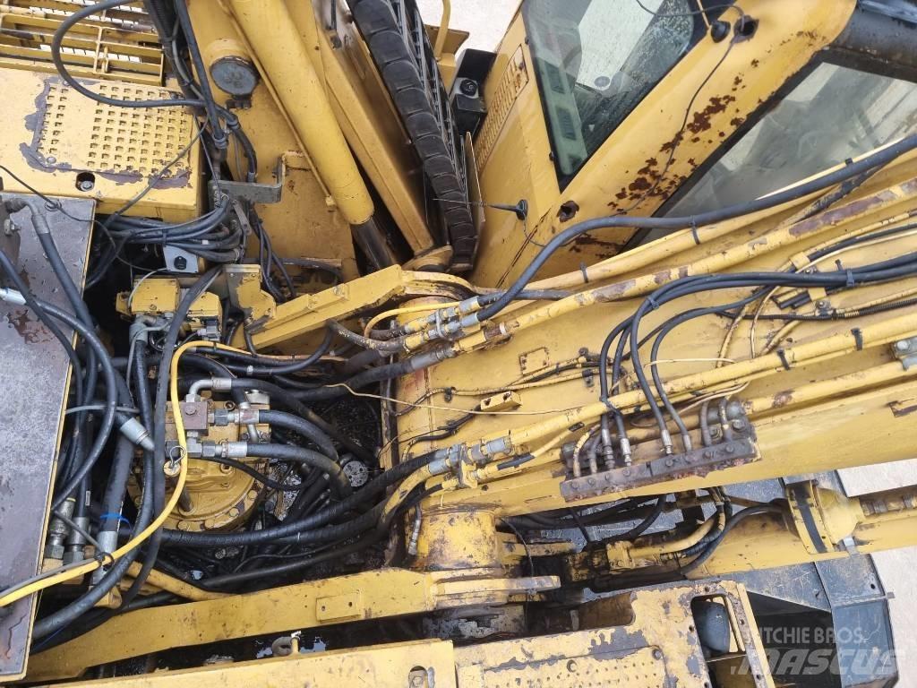 CAT M 325 C L MH Gravemaskiner for avfallshåndtering