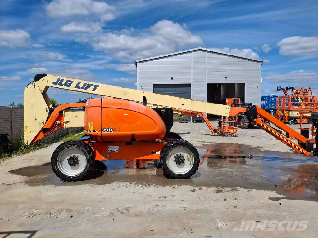 JLG 600AJ Leddede bomlifter