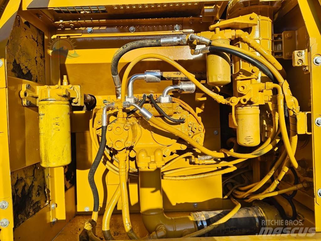 CAT 325 C Beltegraver