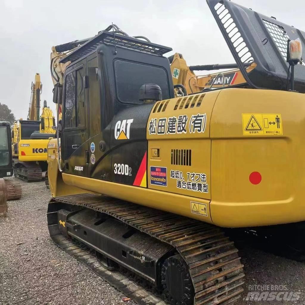 CAT 320 D2 Beltegraver