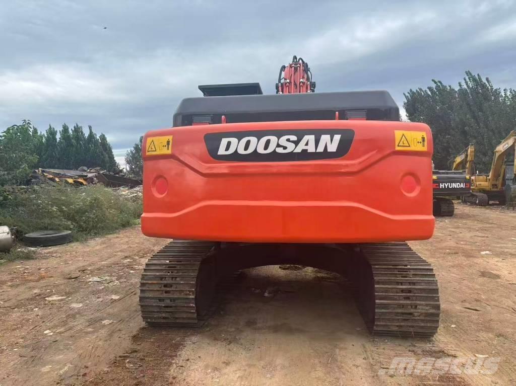Doosan DX 225 Beltegraver