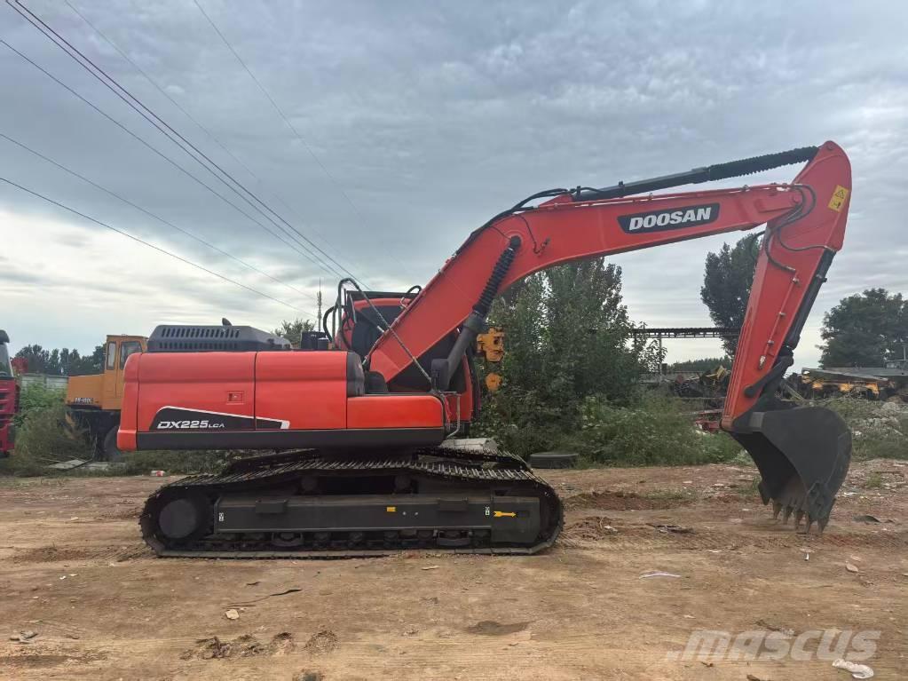 Doosan DX 225 Beltegraver