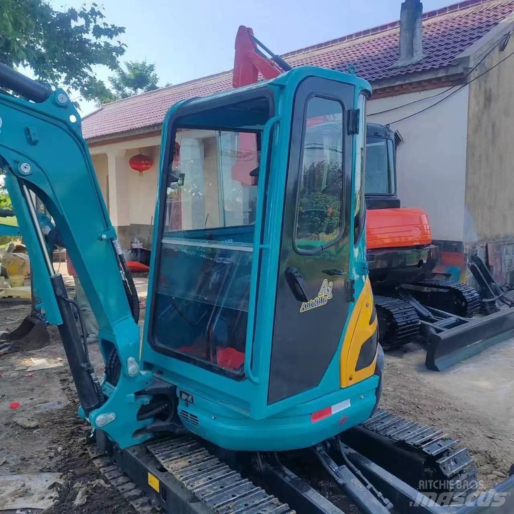 Kubota U 20 Minigravere <7t