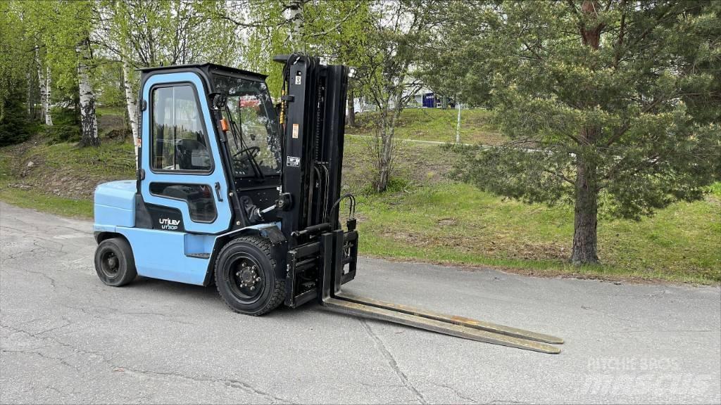 Utilev UT 30 PD Diesel Trucker
