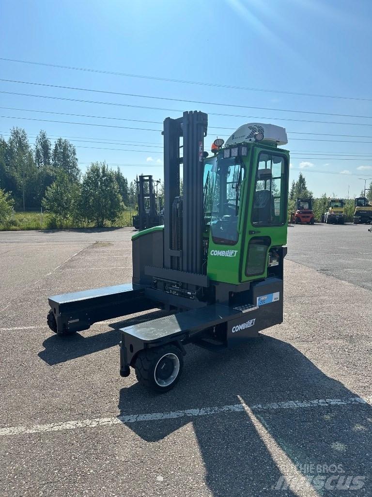 Combilift C 4000 E Sidelaster