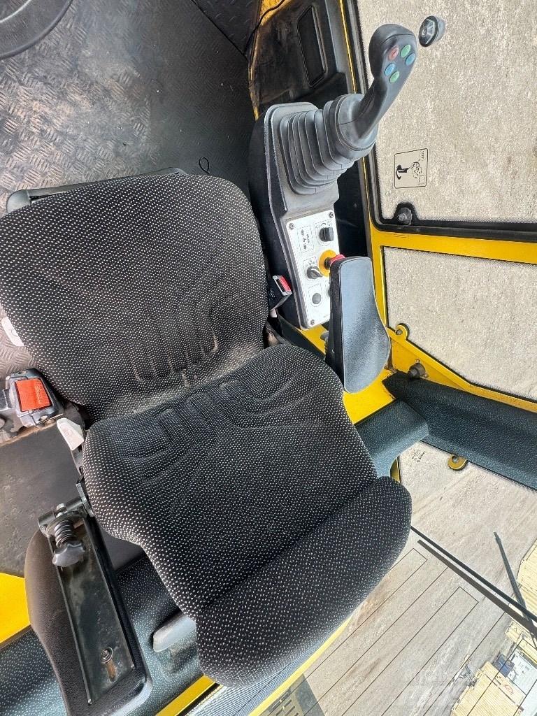 Bomag BW 216 D H-4 Valsetog