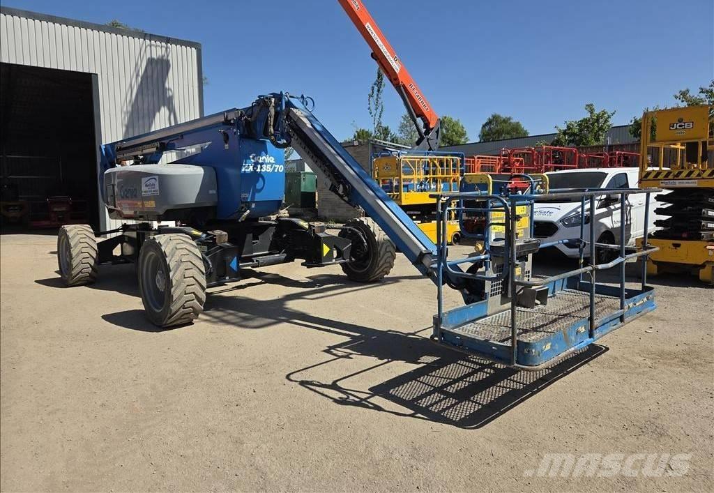 Genie ZX 135/70 Leddede bomlifter