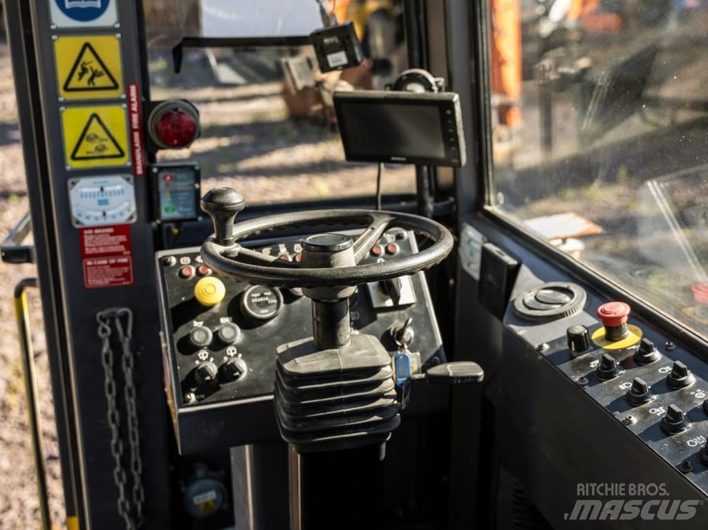 Atlas Copco XE3 C30 Underjords-gruve- og tunnelborerigger