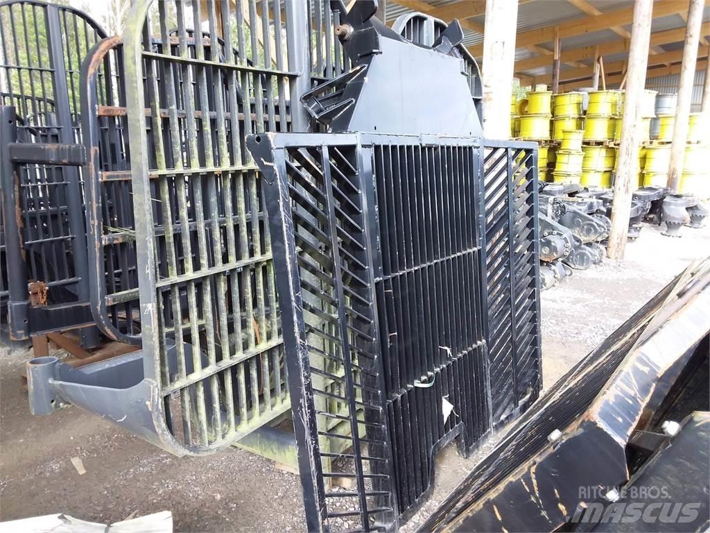 Komatsu Grind Chassis og understell