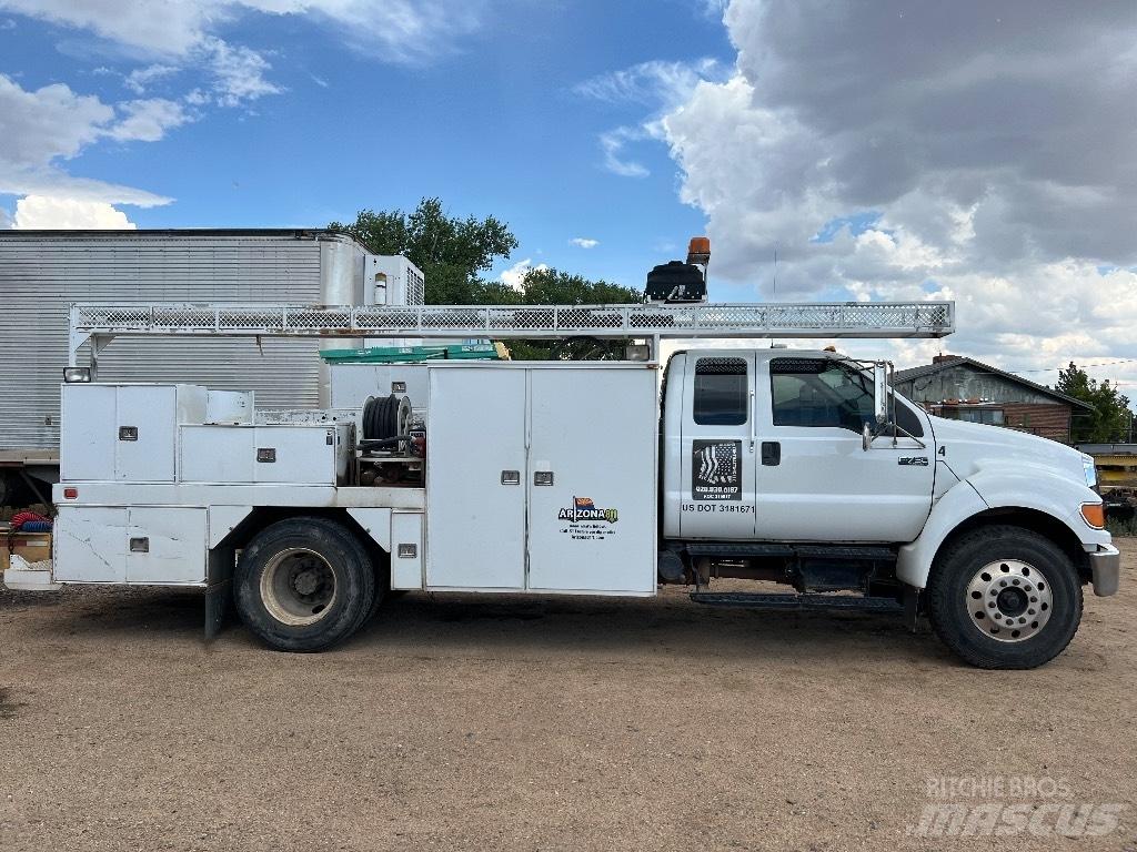 Ford F 750 XL Kommunalt / generelt kjøretøy