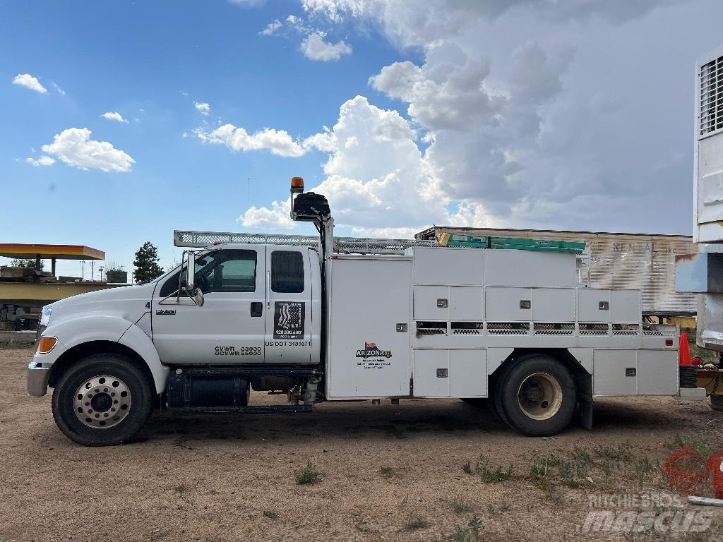 Ford F 750 XL Kommunalt / generelt kjøretøy