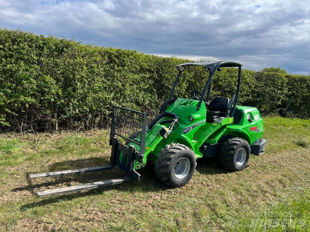 Avant 755 i Minilastere
