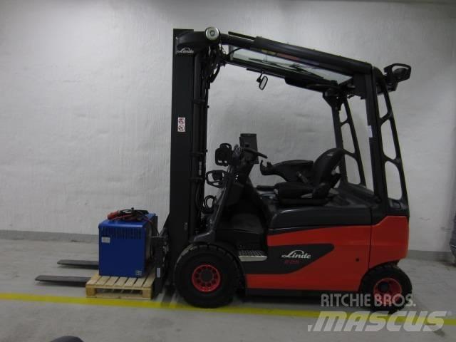 Linde E25R Elektriske trucker