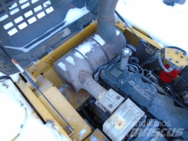 Komatsu PC 200 LC-8 Beltegraver