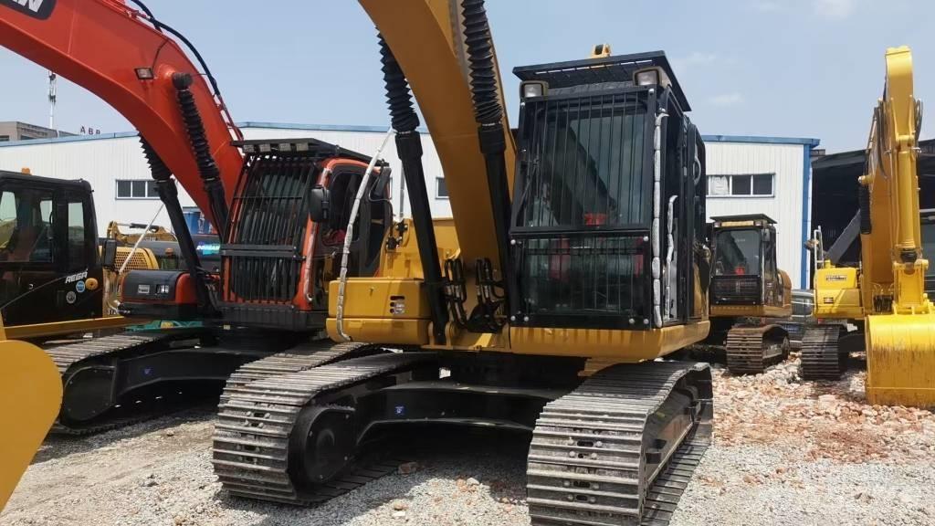 CAT 320 Beltegraver