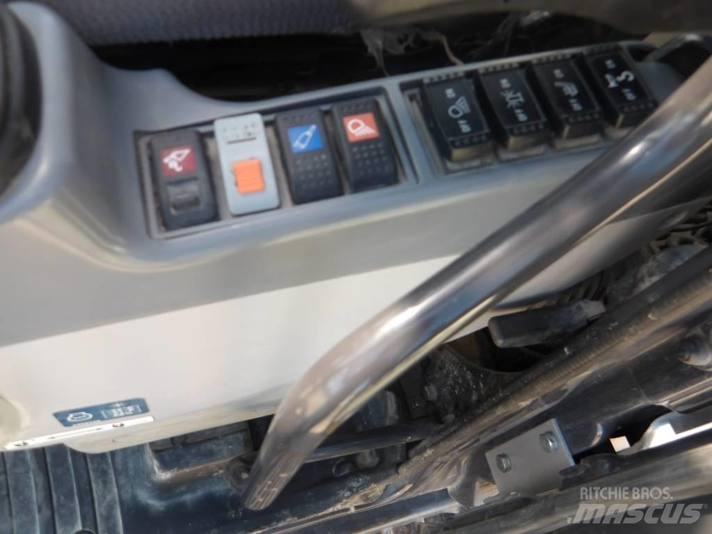 Hitachi ZX 250 LC-6 Beltegraver